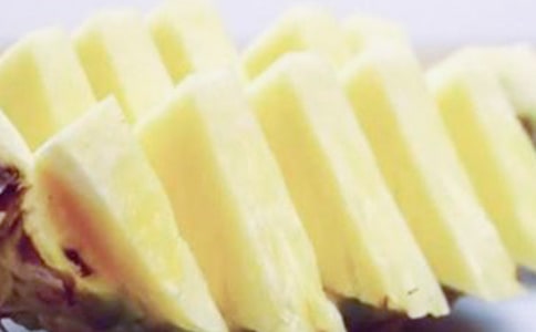 梦见菠萝树结满果实