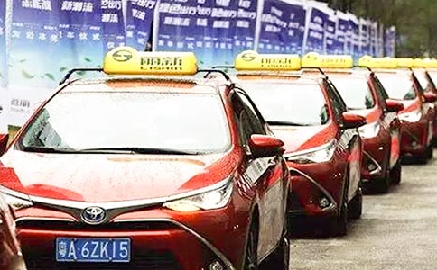 梦见出租车