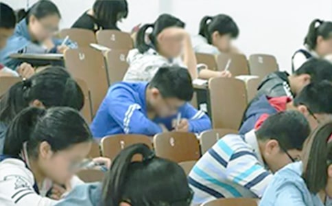 为啥平时都会的题目一到考试就出状况