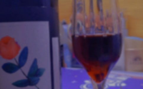 梦见葡萄酒地窖