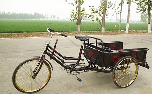 梦见自己骑三轮车
