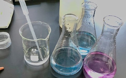 (热门)梦见实验室