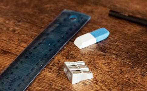 梦见文具用品