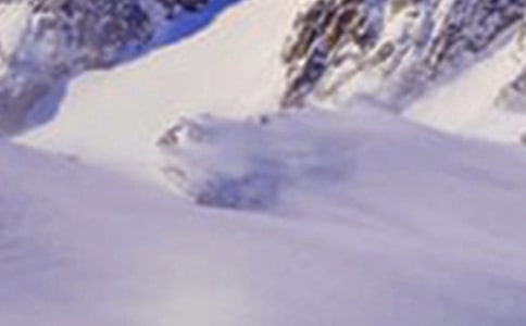 梦见雪山堵路
