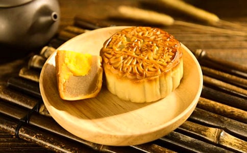 梦见月饼
