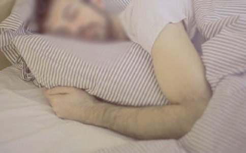 �μ������μ�˯��